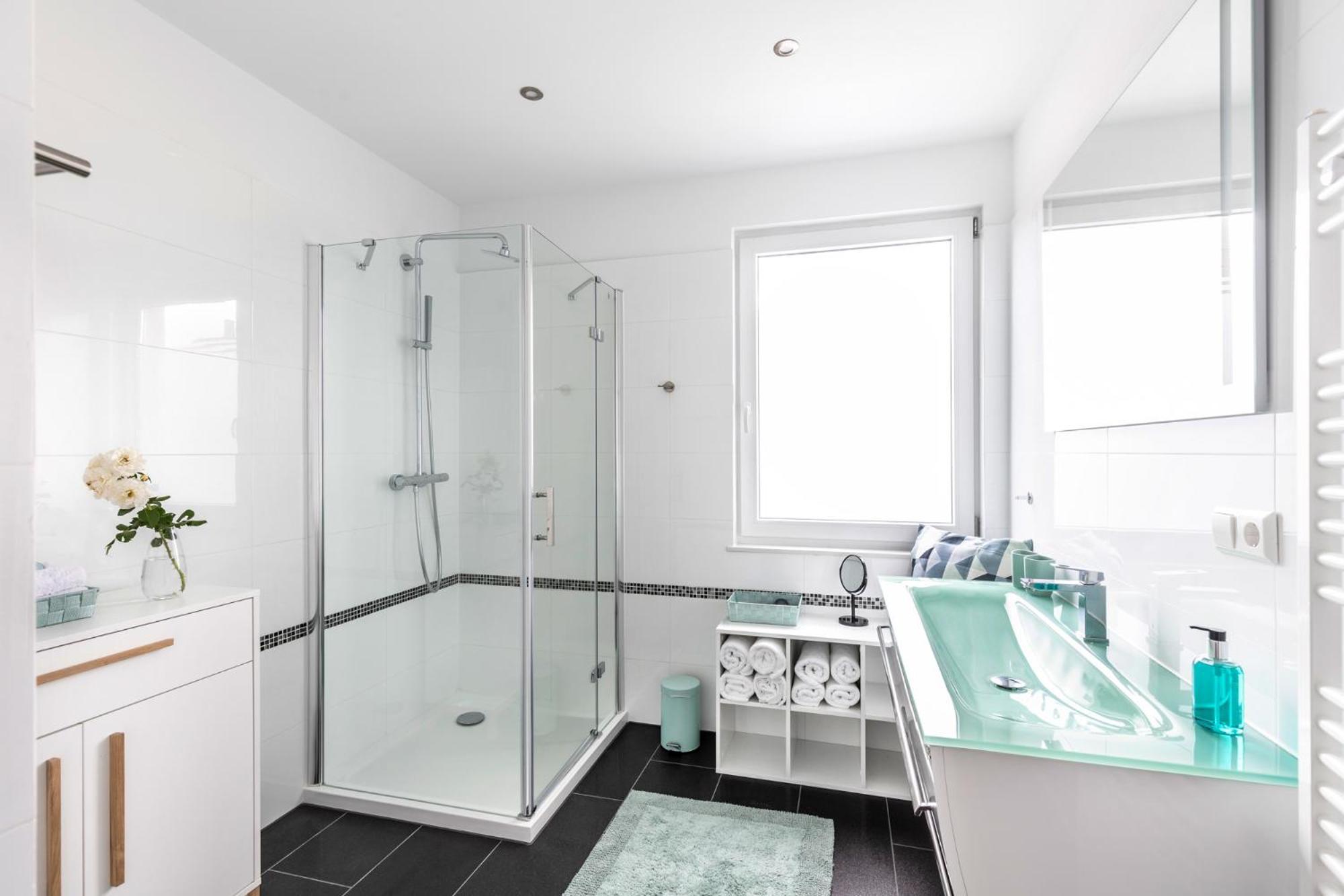 Primera Zimmer Mit Gemeinschaftsbad ซิงเงน ภายนอก รูปภาพ