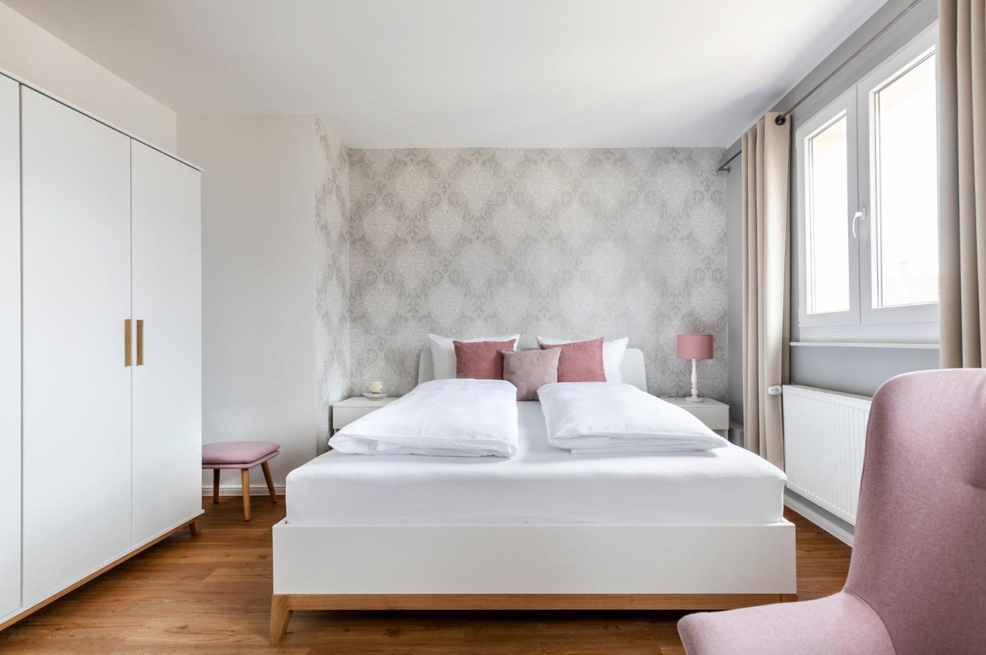 Primera Zimmer Mit Gemeinschaftsbad ซิงเงน ภายนอก รูปภาพ