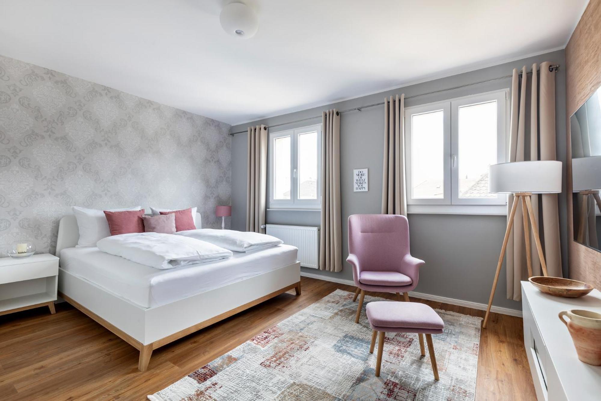 Primera Zimmer Mit Gemeinschaftsbad ซิงเงน ภายนอก รูปภาพ