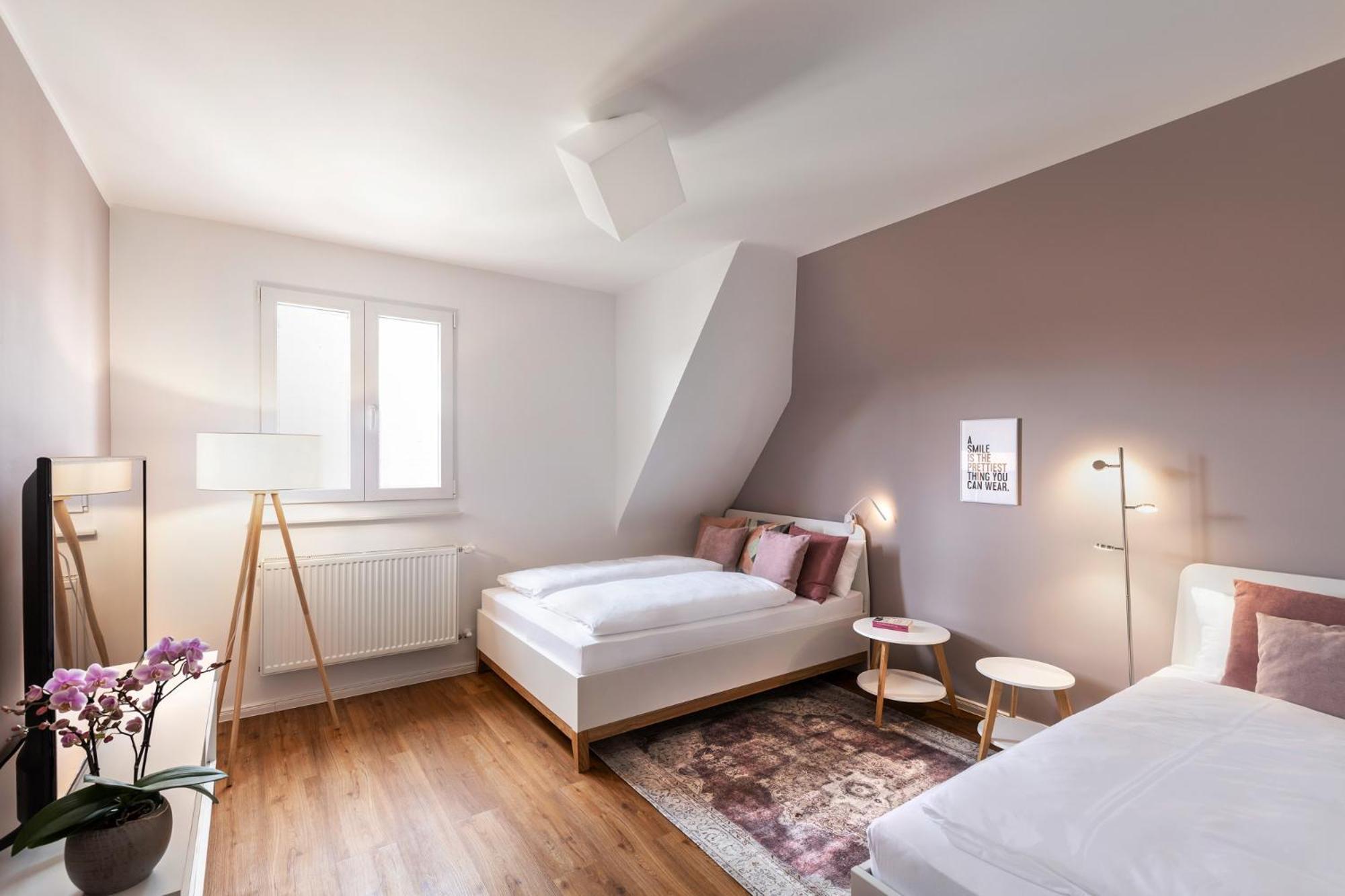 Primera Zimmer Mit Gemeinschaftsbad ซิงเงน ภายนอก รูปภาพ