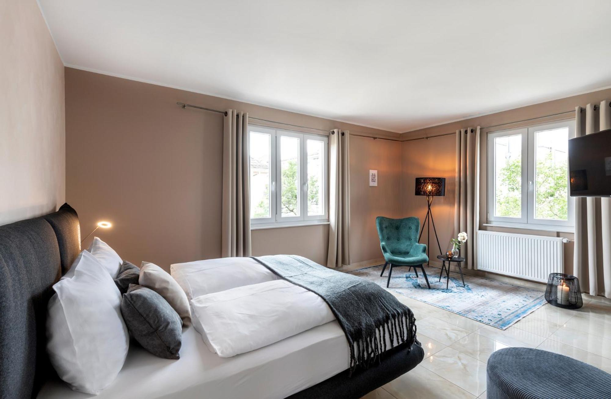 Primera Zimmer Mit Gemeinschaftsbad ซิงเงน ภายนอก รูปภาพ