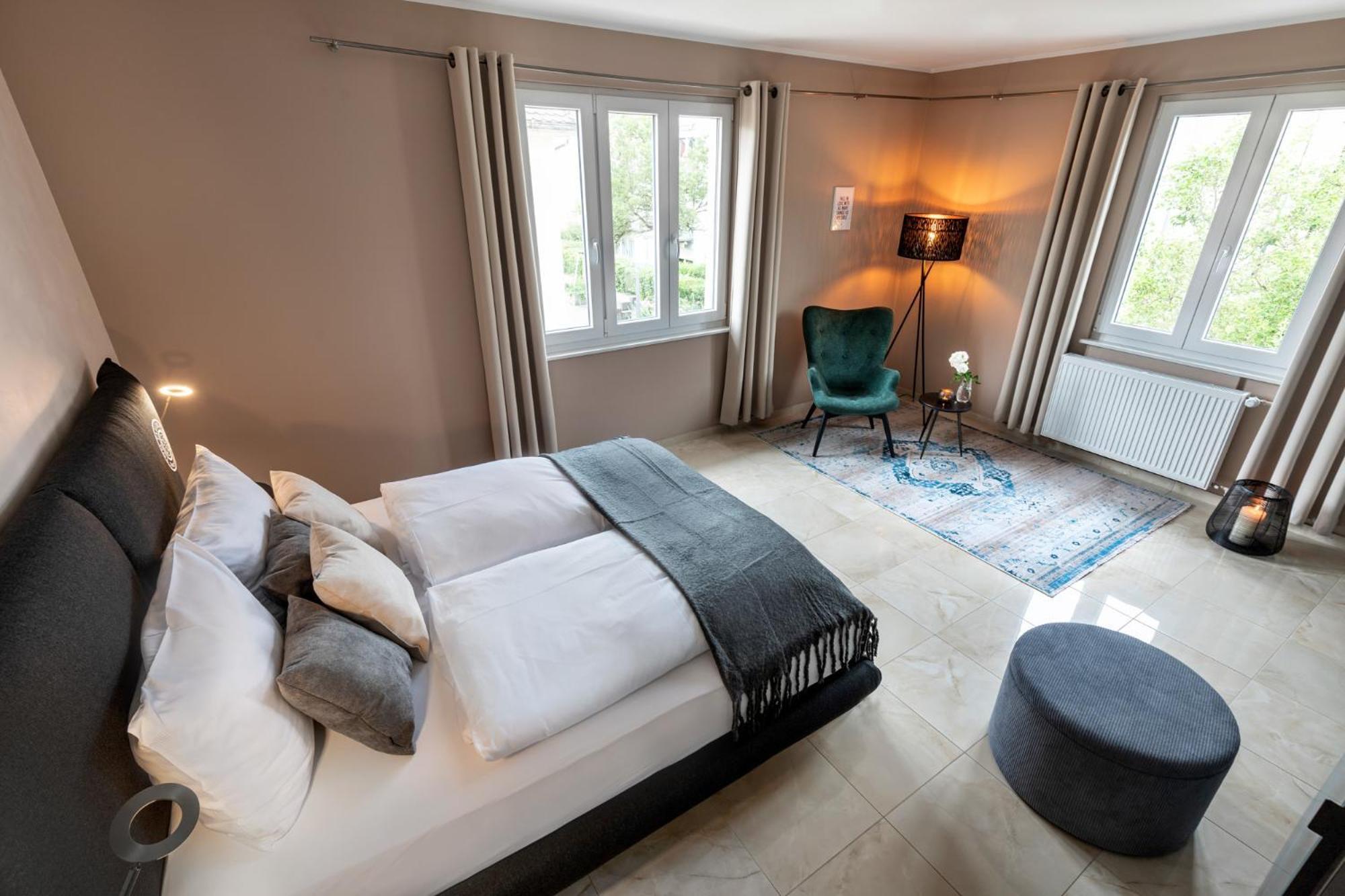 Primera Zimmer Mit Gemeinschaftsbad ซิงเงน ภายนอก รูปภาพ